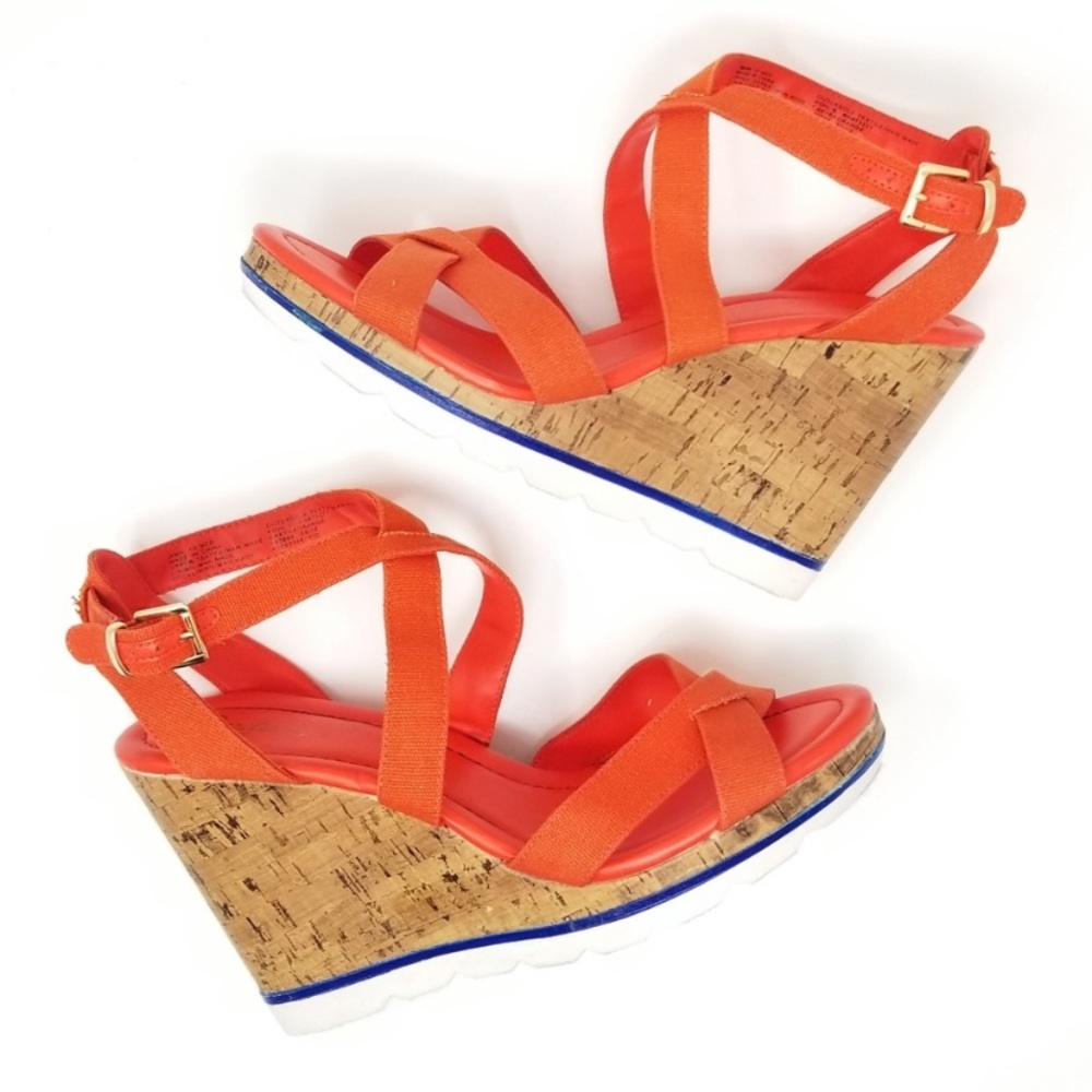 Wedged sandals bright orange